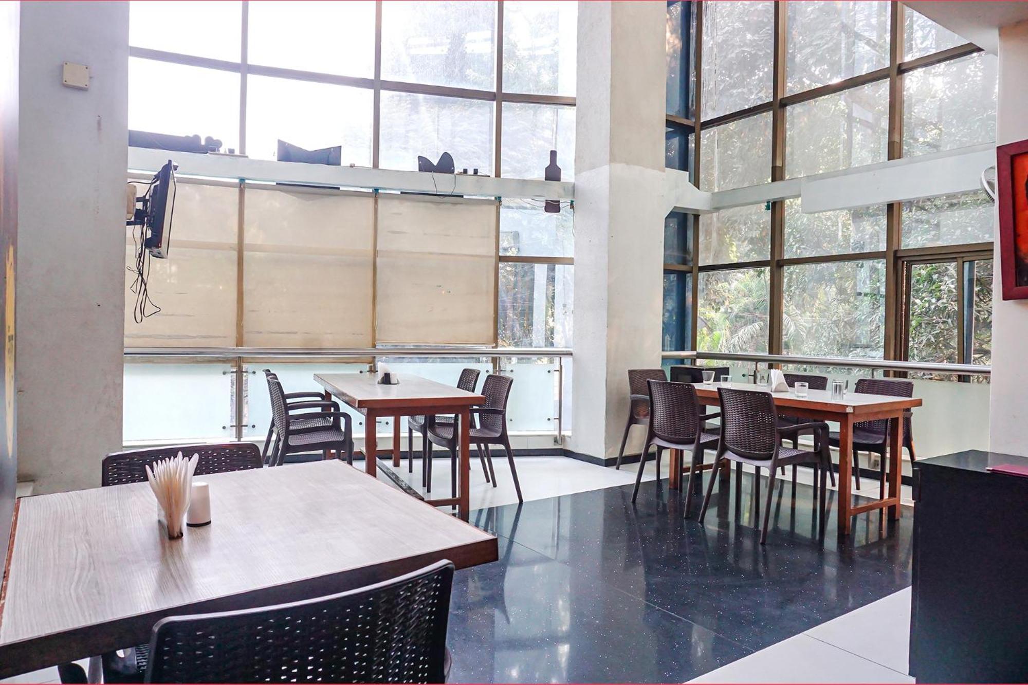 Fabhotel Prime Deccan 8 Pune Exterior photo